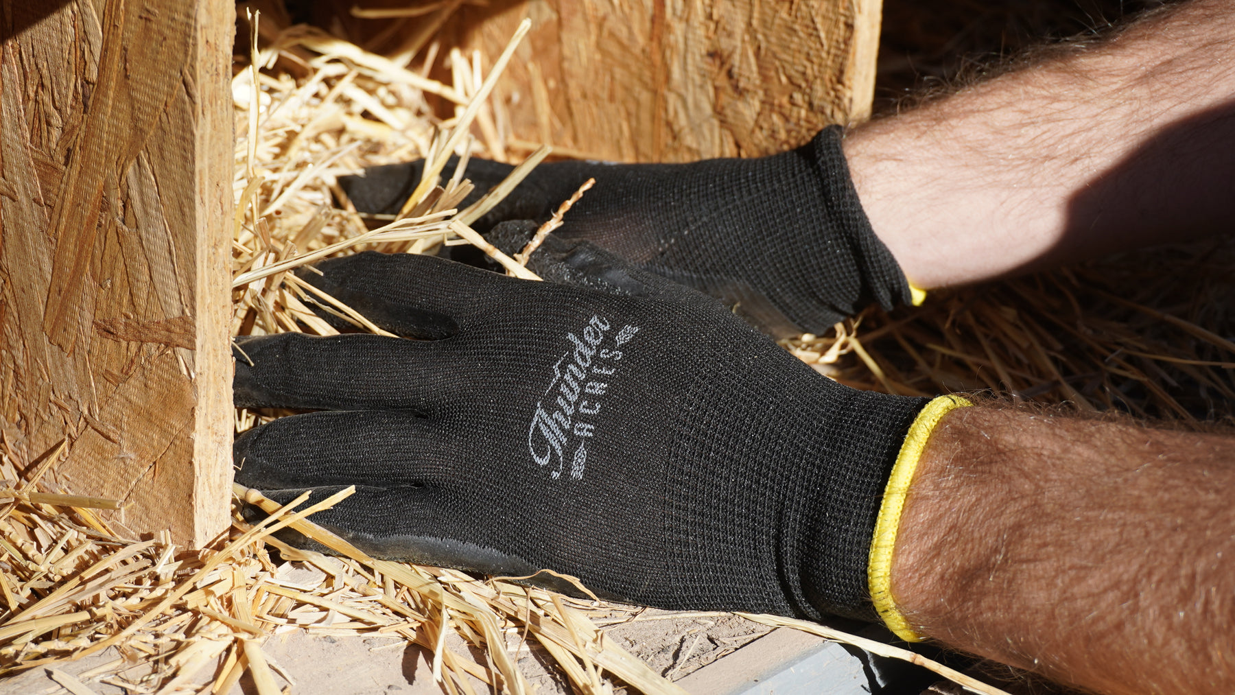 canadian tire gardening gloves Nitrile Coated Garden Gloves Medium/Large / 6 Pairs